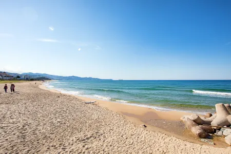 Donghae Goldenview Pension