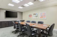 Homewood Suites by Hilton Long Island-Melville - Pet friendly