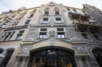 Neiburgs Hotel Hotels in Šampēteris