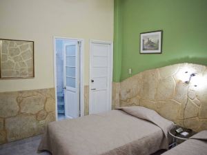 B & b Lupe, Habitación 2, un dormitorio tranquilo y perfecto en la Habana