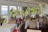Blue Haven Hotel - Bacolet Bay - Tobago - Breakfast