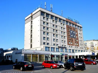 B&B HOTEL Tychy  호텔