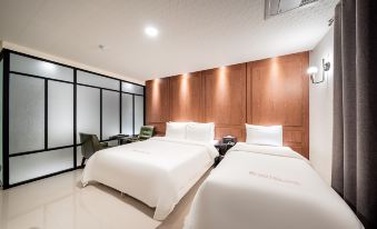 2. 월곶 Hotel..