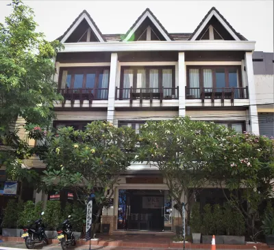 Vongkhamsene Boutique Hotel Отели в г. Вьентьян