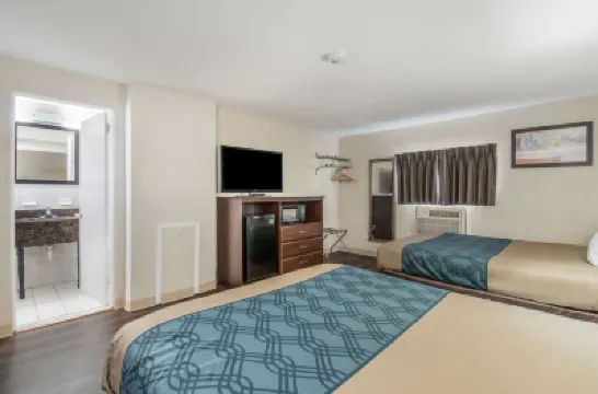 Econo Lodge Hotels in Cumberland County
