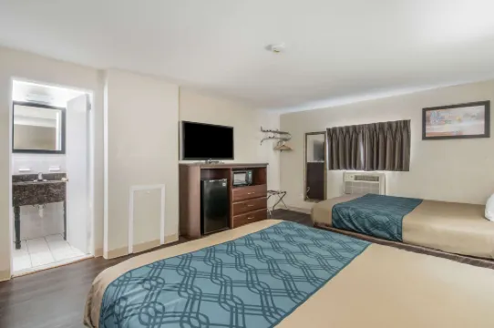 Econo Lodge Hotels in Upper Allen Township