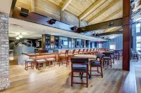 The Campbell House Lexington, Curio Collection by Hilton - Quầy bar