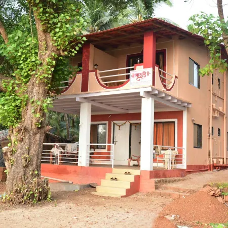 Mauli Seaview