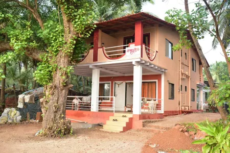 Mauli Seaview Отели в г. Ладхар