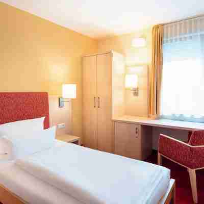 Greet Hotel Darmstadt Rooms