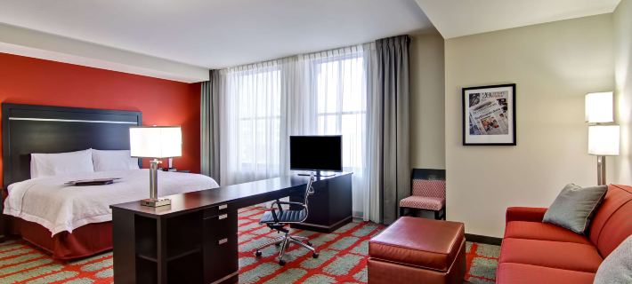 Hampton Inn & Suites Cincinnati-Downtown Hotels in Cincinnati
