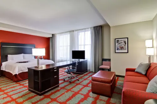 Hampton Inn & Suites Cincinnati-Downtown - 2-Star