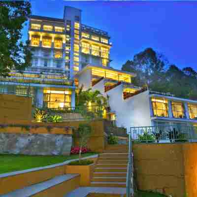 Fragrant Nature Munnar - A Five Star Classified Hotel Hotel Exterior