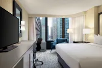 DoubleTree by Hilton Chicago Magnificent Mile Hotels near 330 N Wabash Ave