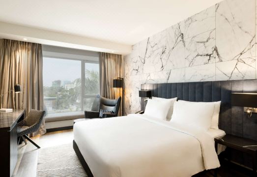 래디슨 블루 앵커리지 호텔의 해변 전경