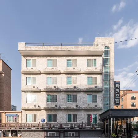 Incheon Line Motel Отели рядом с достопримечательностью «Пляж Вансан»
