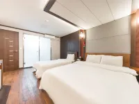 Suwon Station J Hotel Hotels near Seoho Park
