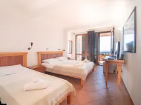 Levantin Inn 1/3 Room N.9