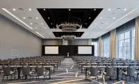 Loews Kansas City - Business