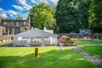 Hotel Landgasthof König Von Preussen Hotels near Kindergruppe mit Karpfen