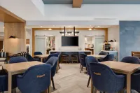 Staybridge Suites IOWA CITY - CORALVILLE by IHG - Bữa sáng