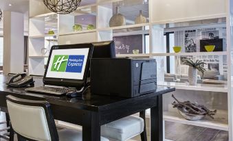 Holiday Inn Express Amsterdam - Schiphol