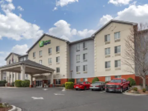 โรงแรม ฮอลิเดย์ อินน์ เอ็กซ์เพรส ชาร์ลอตต์ เวสต์ - แกสโทเนีย บาย IHG โรงแรมในแกสโตเนีย