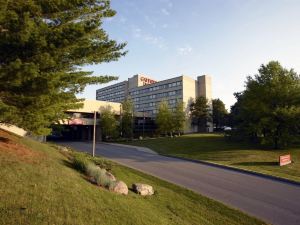 Gateway Hotel and Conference Center