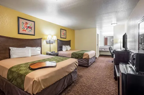 Econo Lodge Inn & Suites Searcy Hotels in Searcy