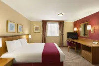 Savera Hotel South Ruislip Hotels near Islip Manor Park