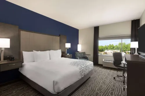 La Quinta Inn & Suites by Wyndham Rock Hill