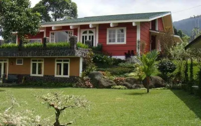 Montana Resort Hotels in Cisarua