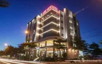 Lake View Hotel
