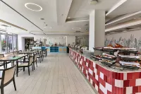 Hotel Plaza - breakfast