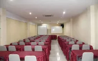Trenz Hotel Hotels in Tuah Karya