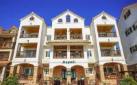 Taean Napoli Pension Hotels near Ch'ŏngp'odae-haesuyokchang