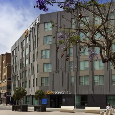 Novotel Suites Malaga Centro โรงแรมใกล้เอล เซนาชีโร