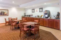 Super 8 by Wyndham St Robert Ft Leonard Wood Area Hotels in Saint Robert