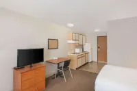 WoodSpring Suites Jacksonville Beach Blvd