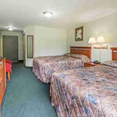 Knights Inn Bracebridge Rooms