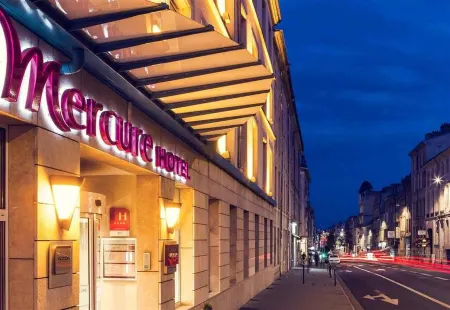 Hôtel Mercure Nancy Centre Place Stanislas Отели рядом с достопримечательностью «Basilique Notre-Dame-de-Lourdes»