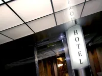 Comfort Hotel Xpress Helsinki Airport Terminal Hotels near Lentoaseman Asema