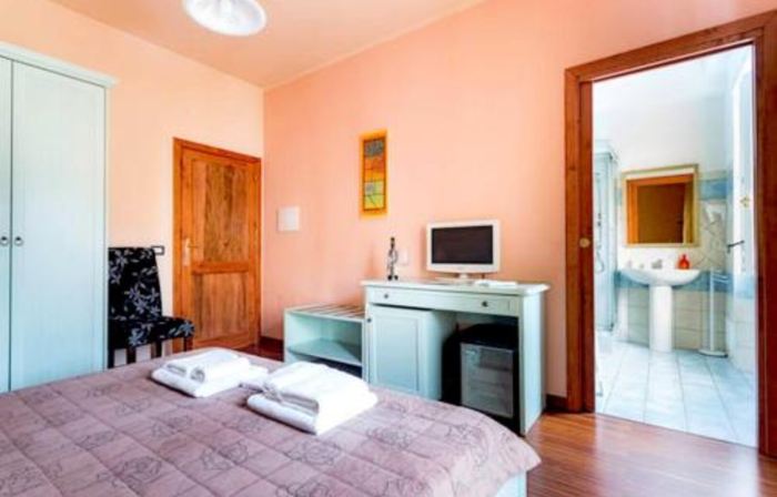 Bosa Guest House