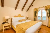 Hotel Villa Laguna فنادق في ليدو