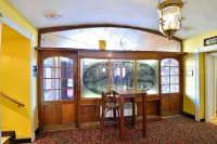The Angel Hotel - breakfast