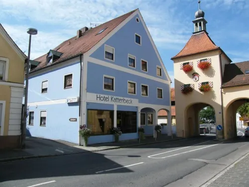 Hotel Kattenbeck فنادق في Heideck