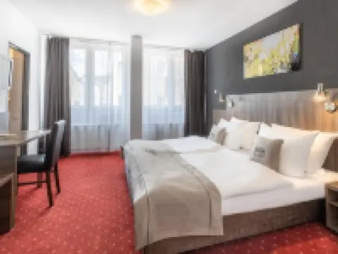 โรงแรม ลีโอเน็ต โรงแรมในโคโลญ