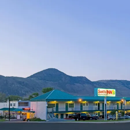 Scott's Inn & Suites