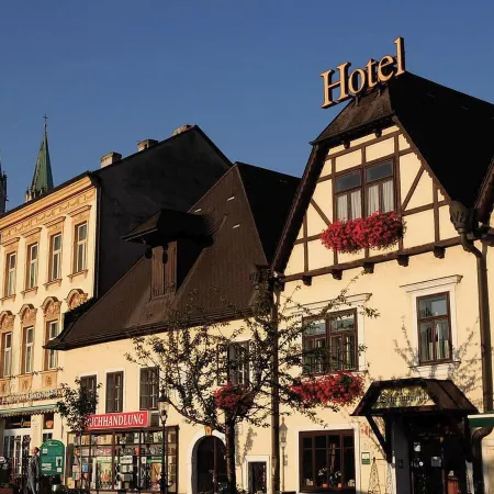 Hotel-Residenz Schrannenhof Отели рядом с достопримечательностью «Возвышенность Каленберг»