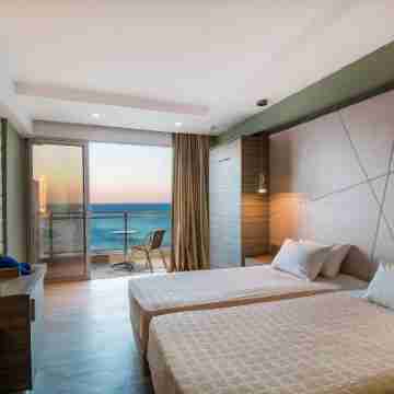 Pegasos Deluxe Beach Hotel Rooms